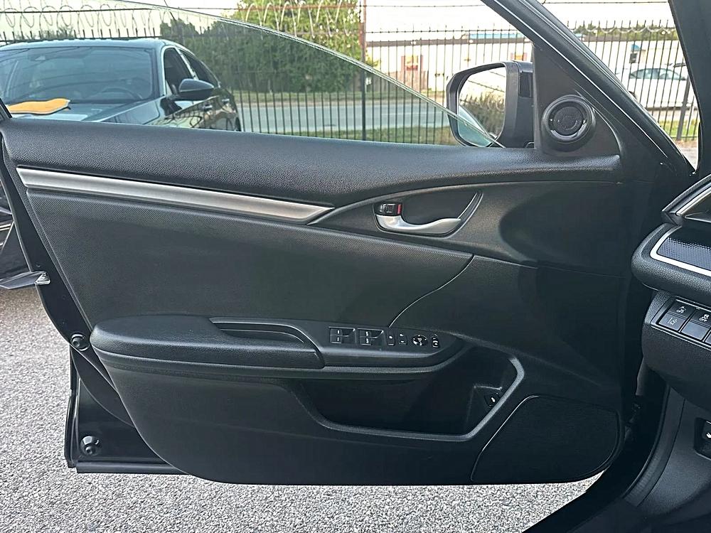 2020 Honda Civic Sport - Photo 23