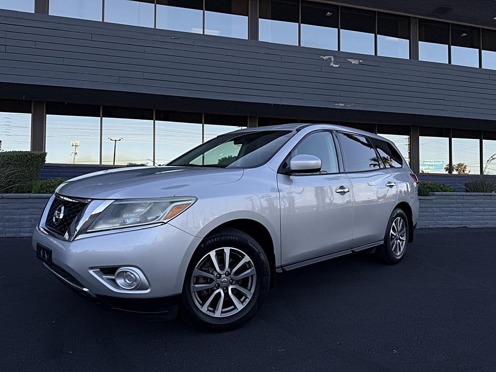 2014 Nissan Pathfinder S 2WD's photo
