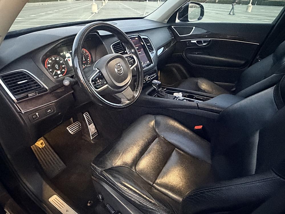 2016 Volvo XC90 Momentum - Photo 8