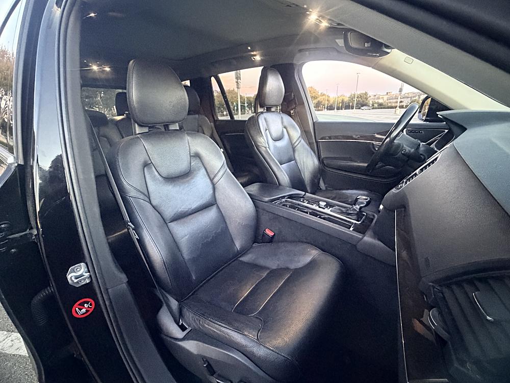 2016 Volvo XC90 Momentum - Photo 19