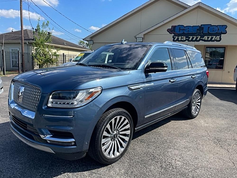 2018 Lincoln Navigator Reserve's photo