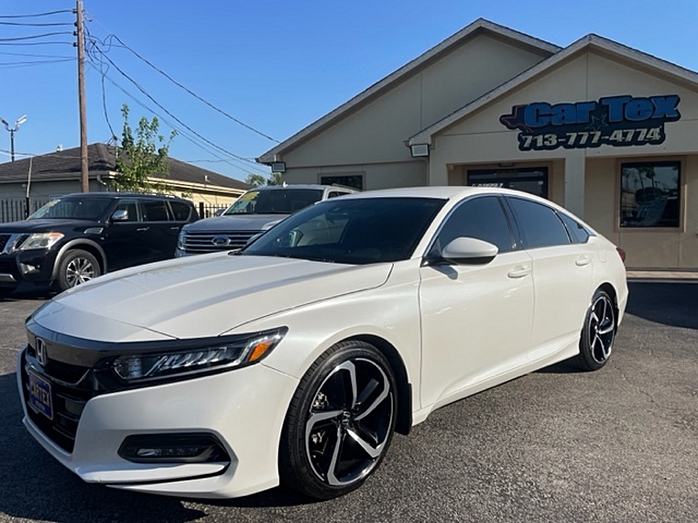 2018 Honda Accord Sport's photo
