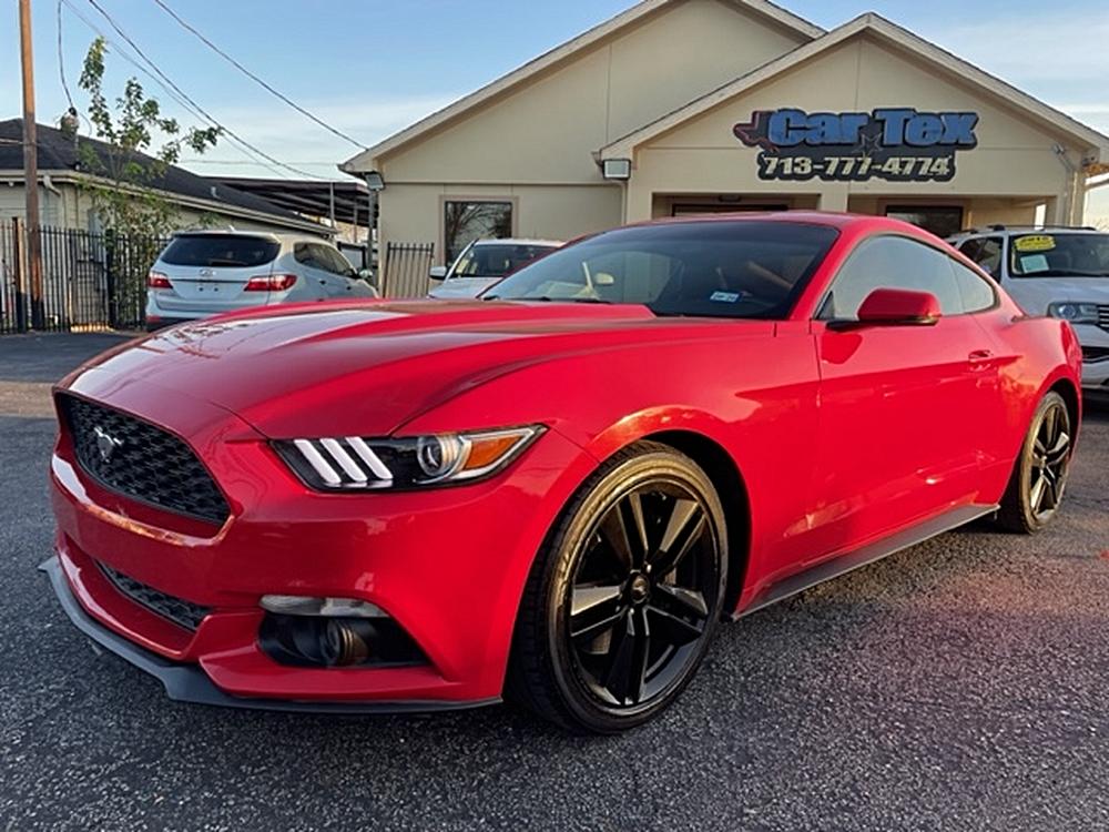 2015 Ford Mustang EcoBoost Premium's photo