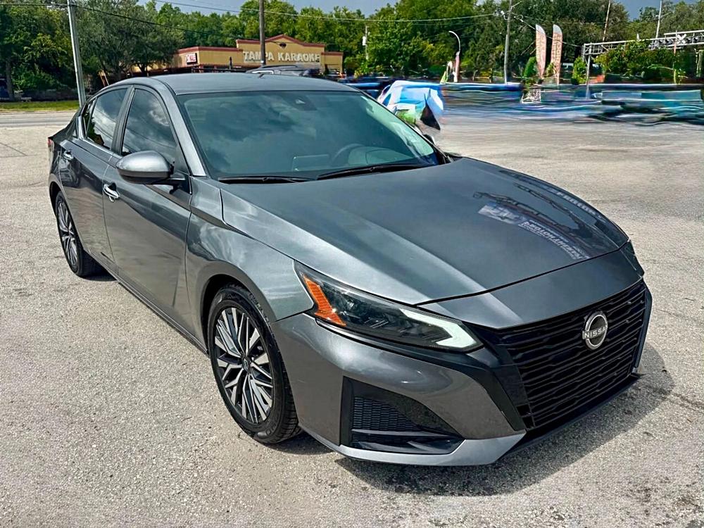 2023 Nissan Altima SV - Photo 17