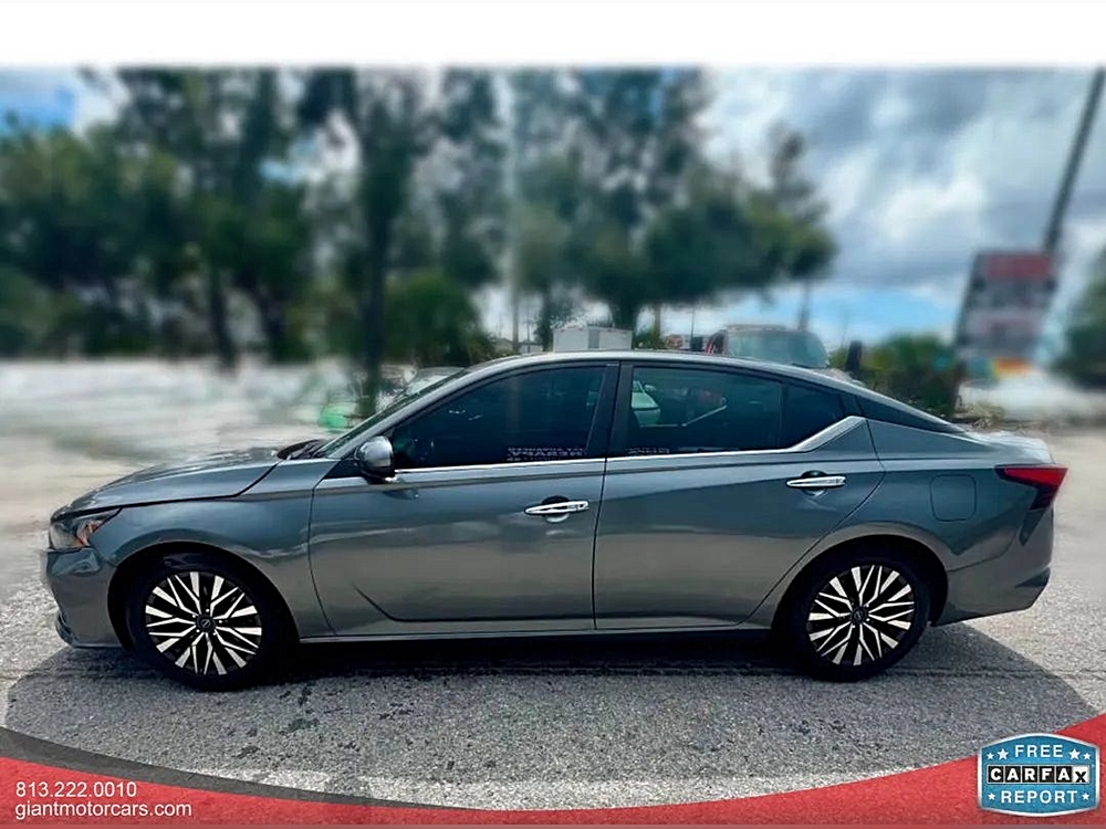 2023 Nissan Altima SV - Photo 8