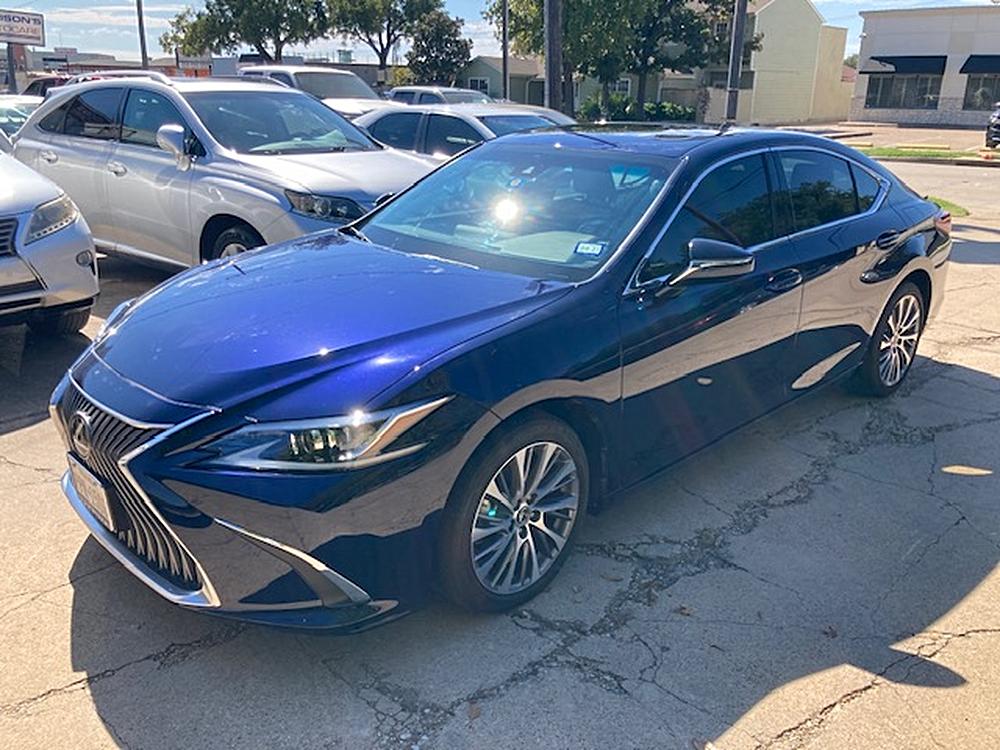 2021 Lexus ES