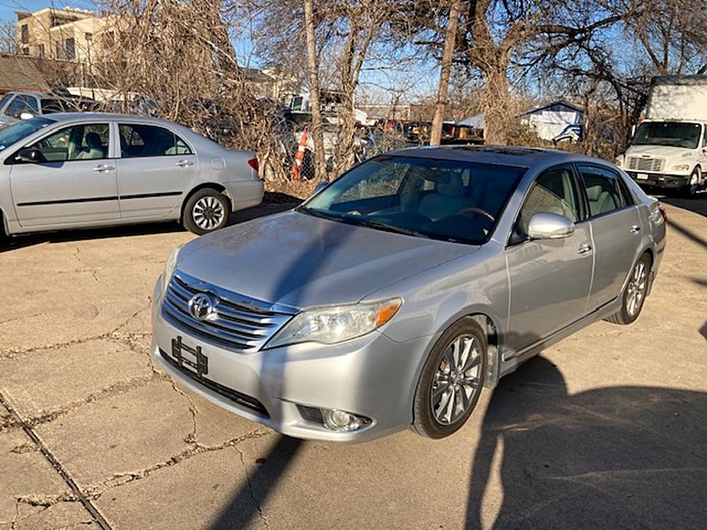 2012 Toyota Avalon 4dr Sdn Limited