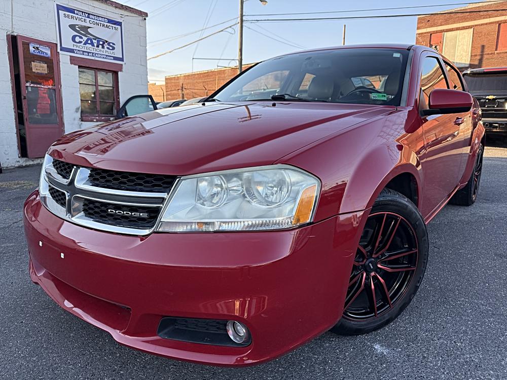 2011 Dodge Avenger Lux