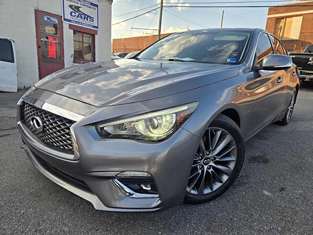2018 INFINITI Q50 LUXE
