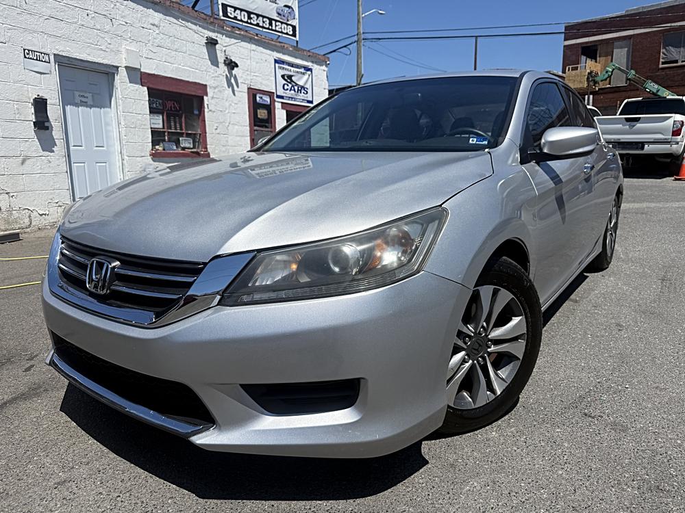 2013 Honda Accord LX Auto's photo