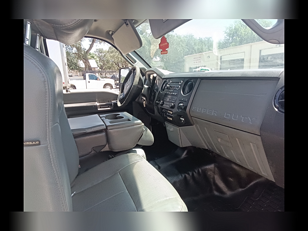 2015 Ford F-450 Super Duty Chassis Cab XLT - Photo 20