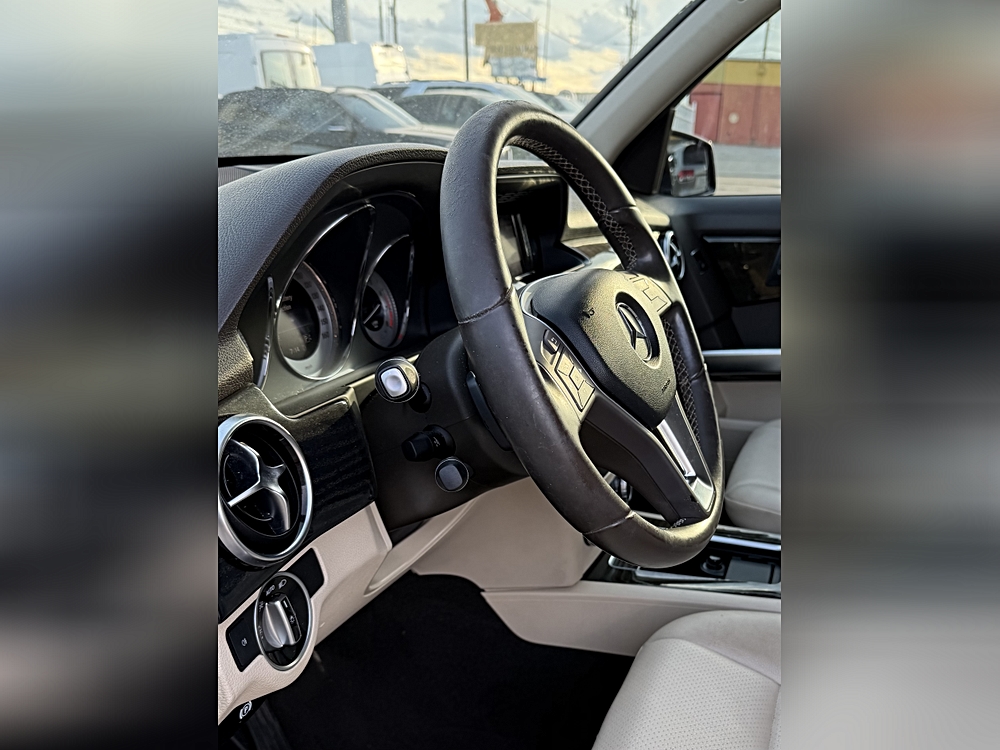 2015 Mercedes-Benz GLK-Class GLK350 - Photo 15