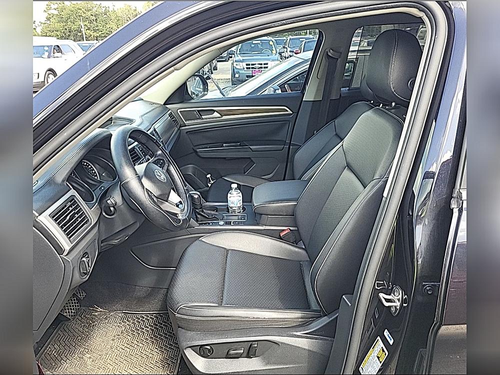 2021 Volkswagen Atlas SE w/Tech - Photo 10