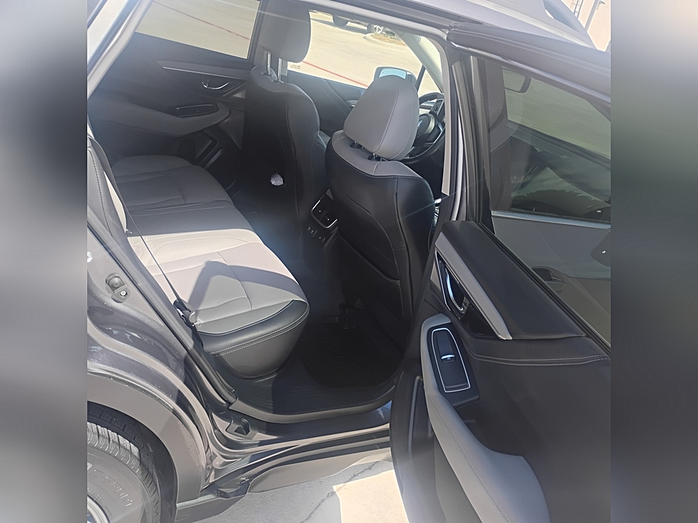 2021 Subaru Outback Limited - Photo 6