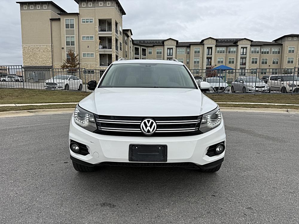 2013 Volkswagen Tiguan SEL's photo