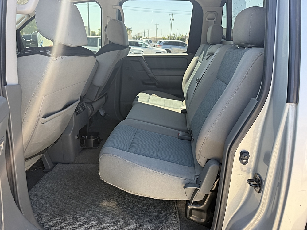 2018 Nissan Titan SV - Photo 29