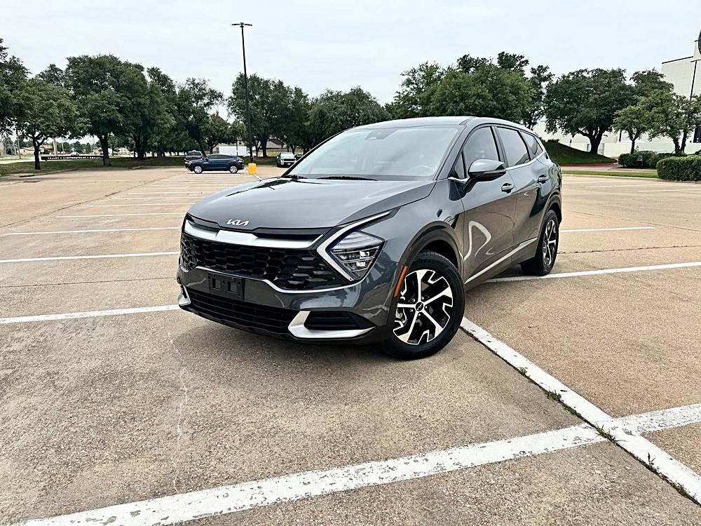 2024 Kia Sportage 2.5 EX AT's photo