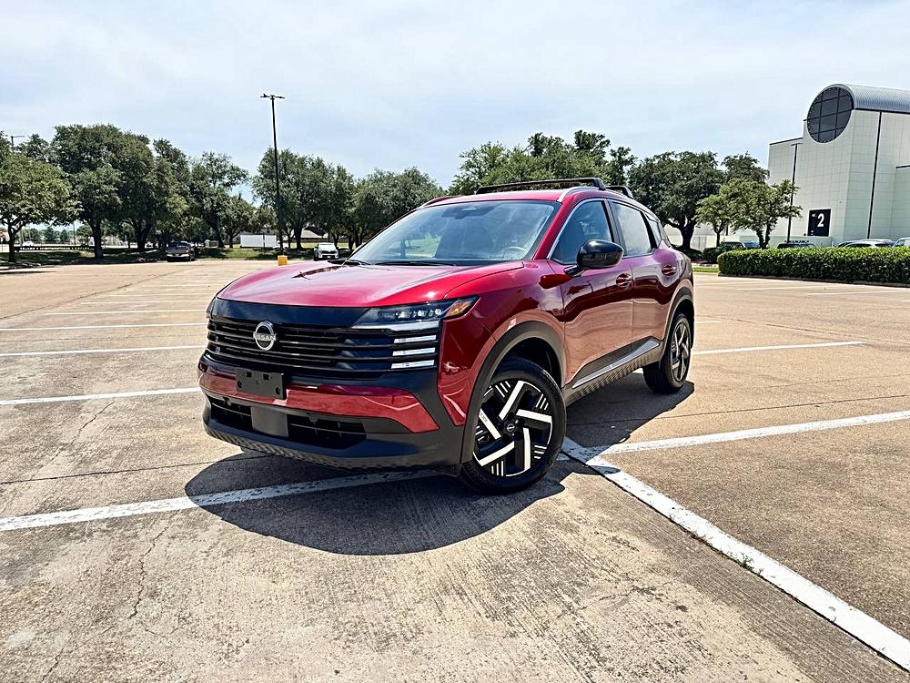 2026 Nissan Kicks 2.0 SV's photo