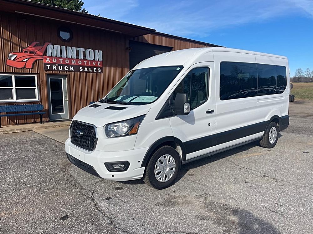 2025 Ford Transit Passenger Van XLT's photo