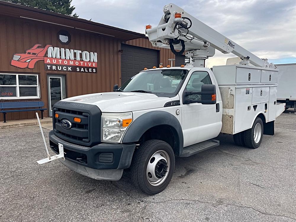 2012 Ford F-450 Super Duty Chassis Cab XL