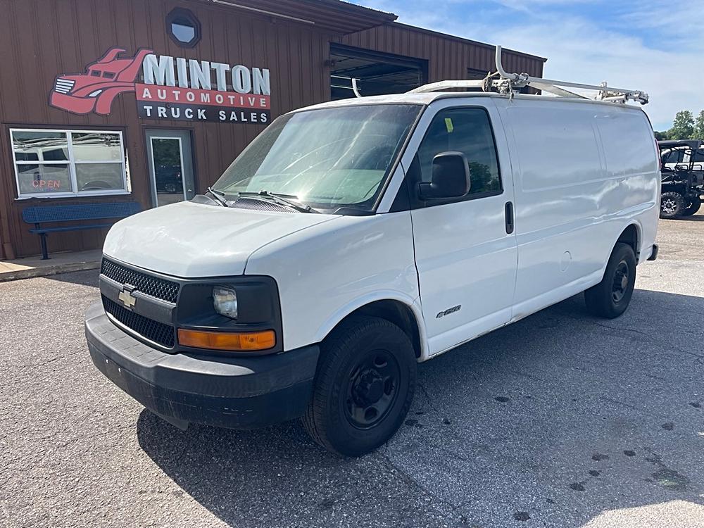 2006 Chevrolet Express 2500 Work Van HD's photo