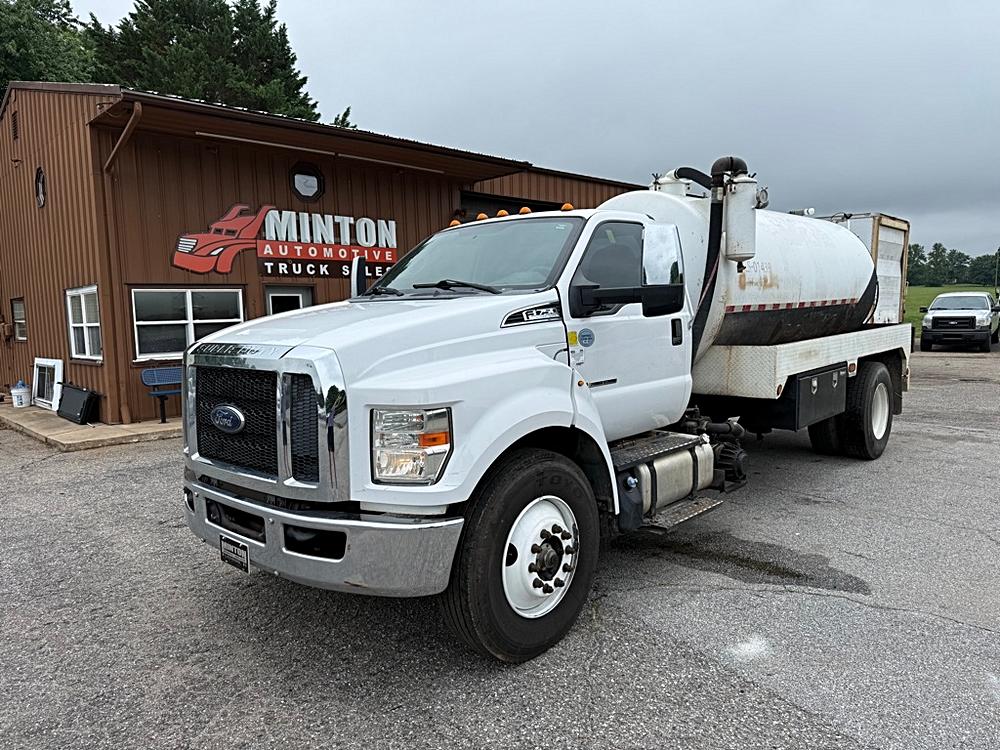 2016 FORD F750 RWD Automatic