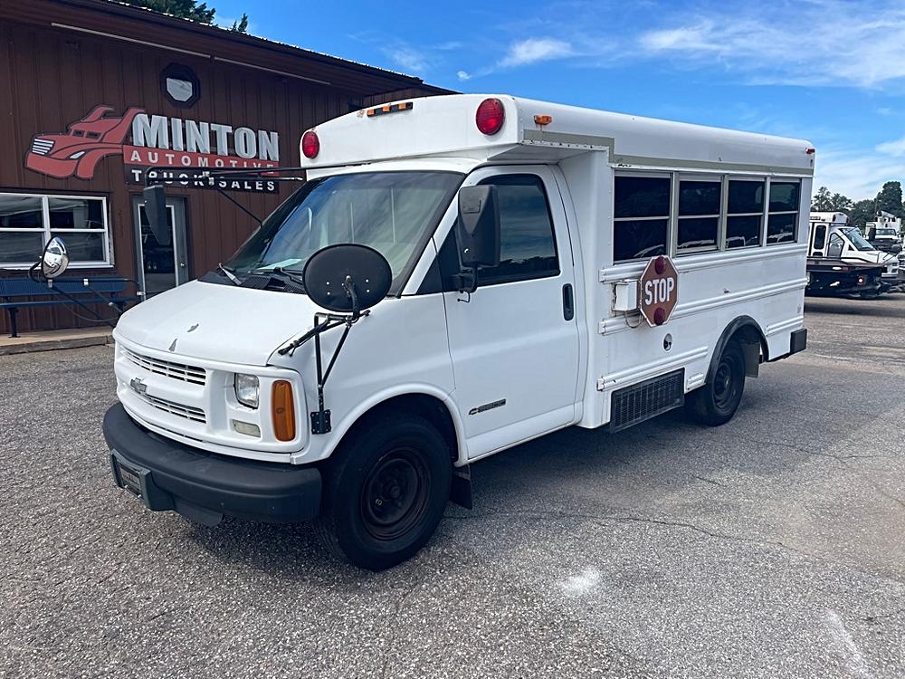 2002 Chevrolet Express BASE
