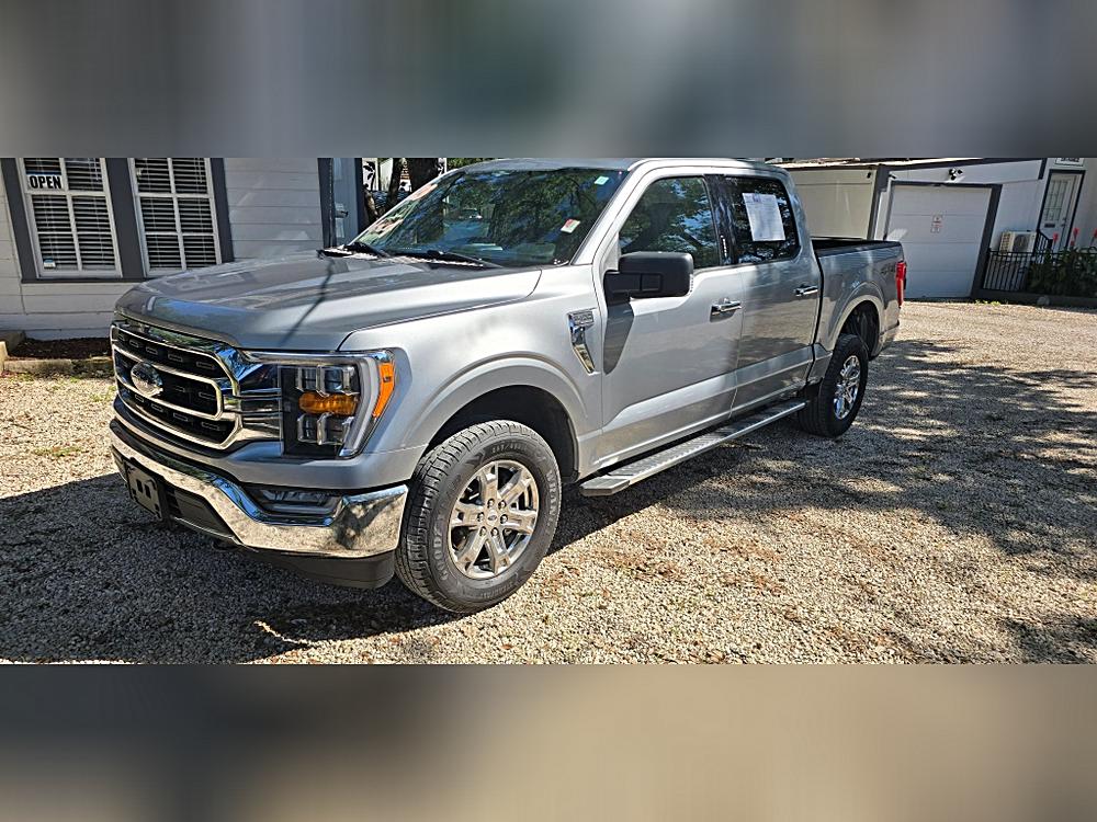 2023 Ford F-150 XLT 4x4 SuperCrew 5-1/2 Box's photo
