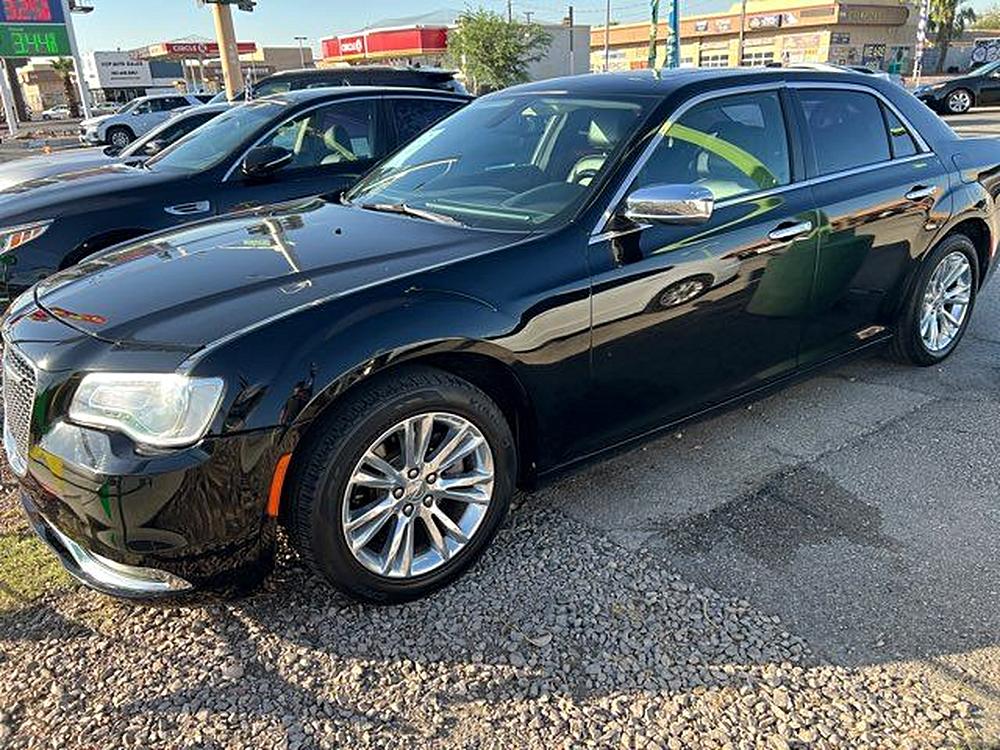 2016 Chrysler 300