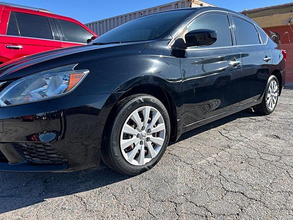 2017 Nissan Sentra S CVT's photo