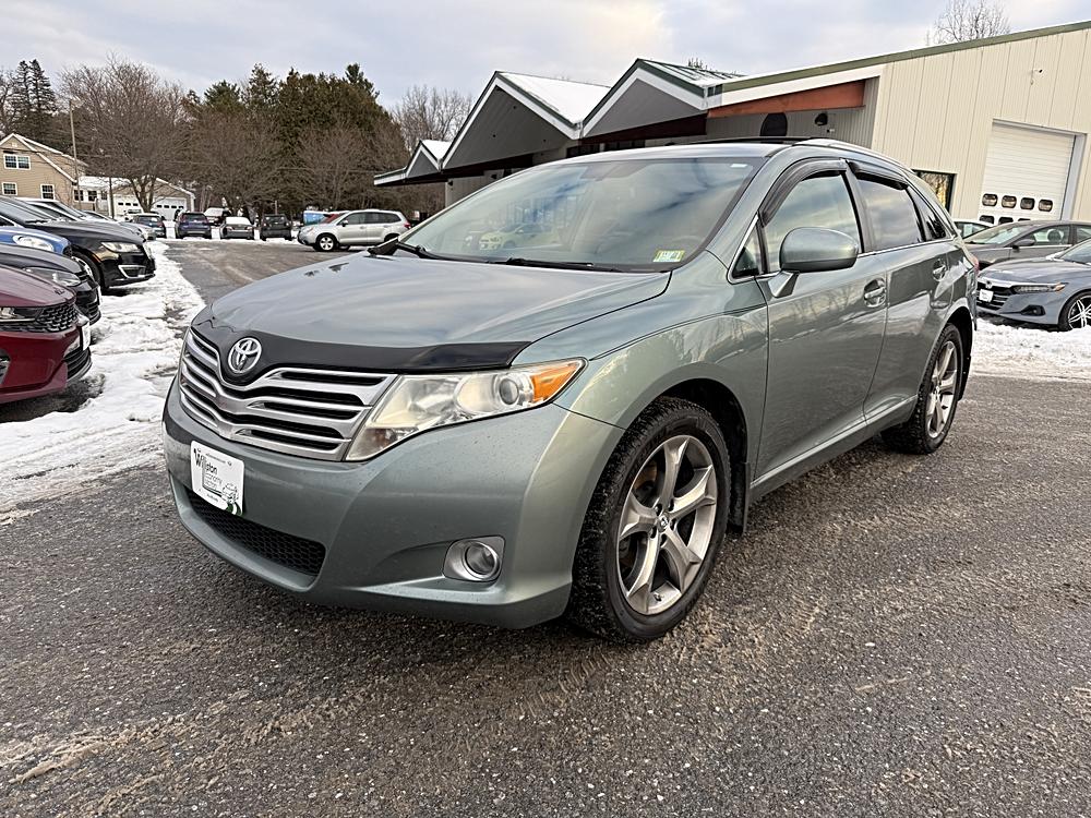 2012 Toyota Venza LE's photo