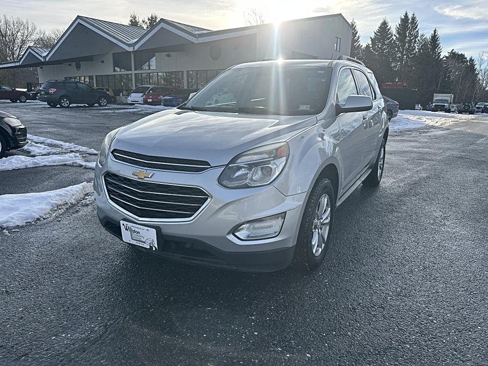 2017 Chevrolet Equinox LT's photo