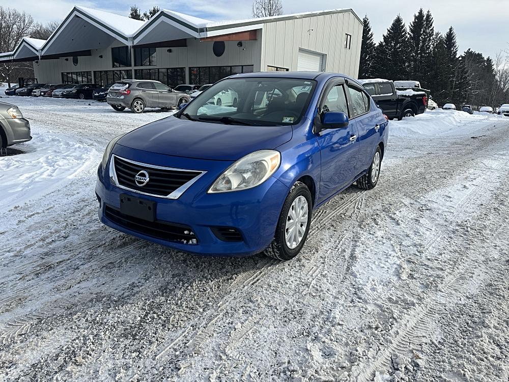 2014 Nissan Versa Sedan SV