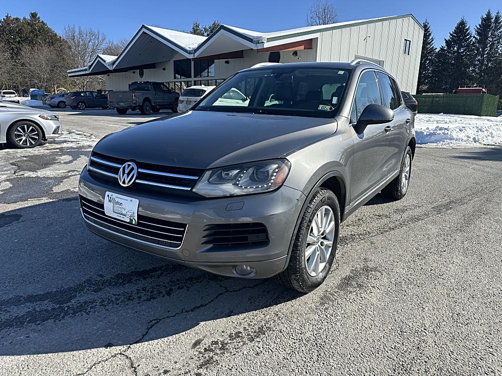 2012 Volkswagen Touareg Sport
