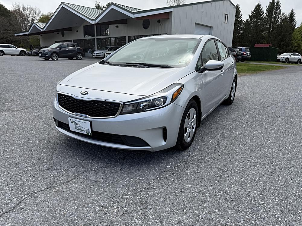2017 Kia Forte LX AT's photo