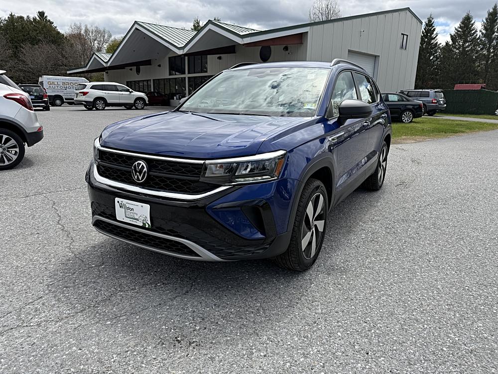 2023 Volkswagen Taos 1.5T S 4Motion's photo