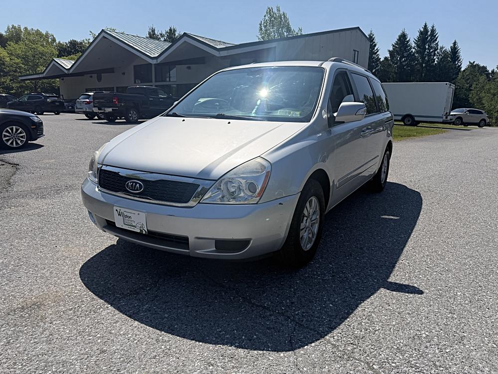 2012 Kia Sedona's photo
