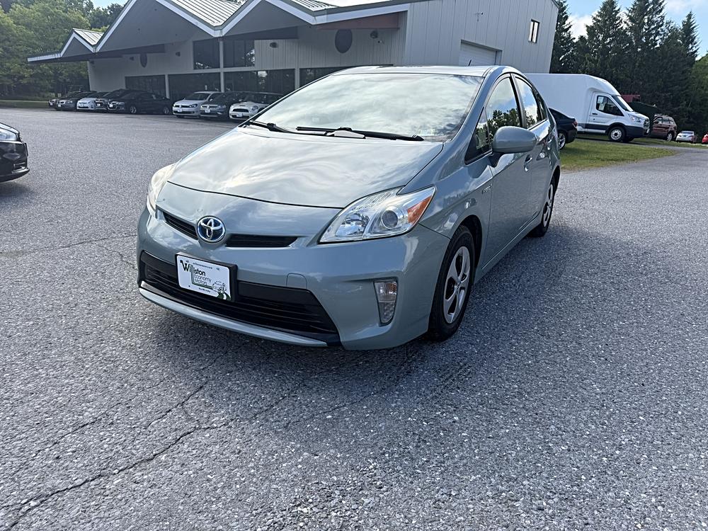2012 Toyota Prius Two's photo