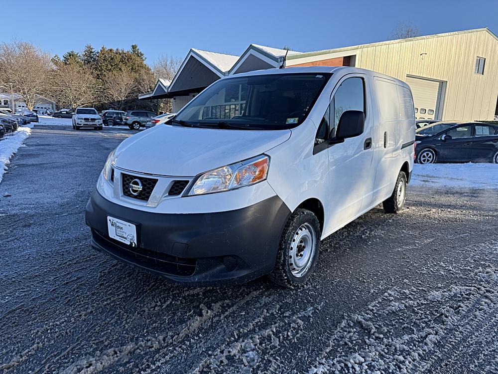 2014 Nissan NV200 S's photo