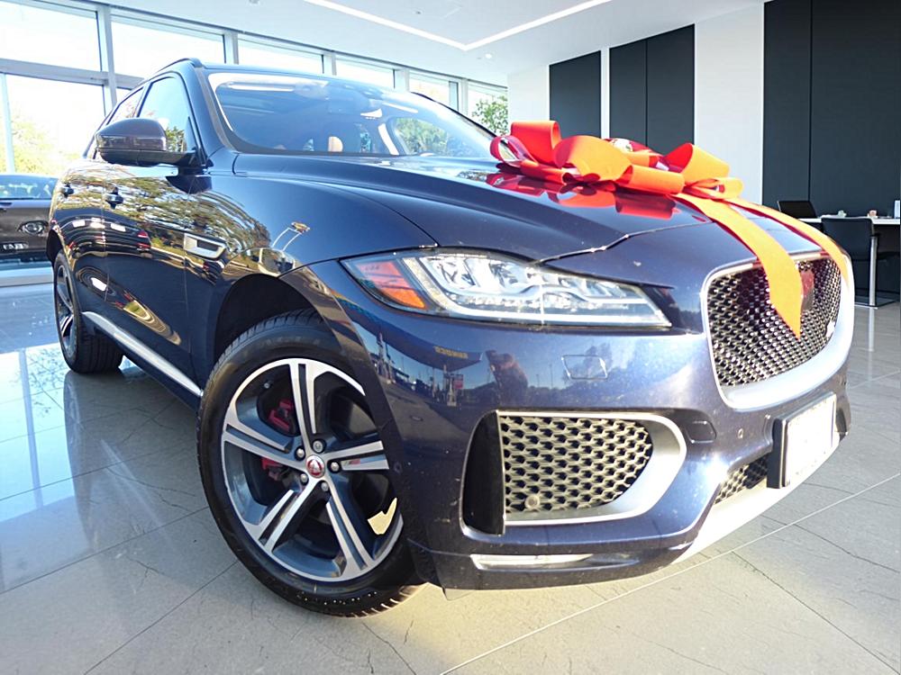 2017 Jaguar F-Pace