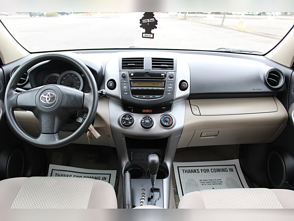 2013 Toyota RAV4 XLE - Photo 127