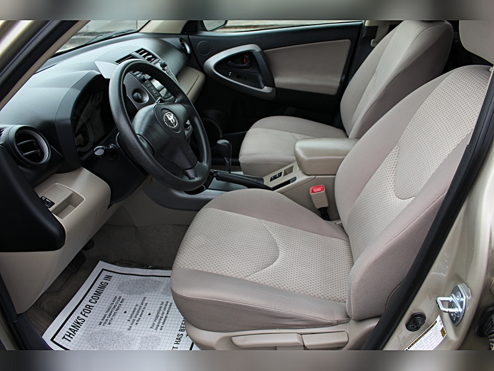 2013 Toyota RAV4 XLE - Photo 123