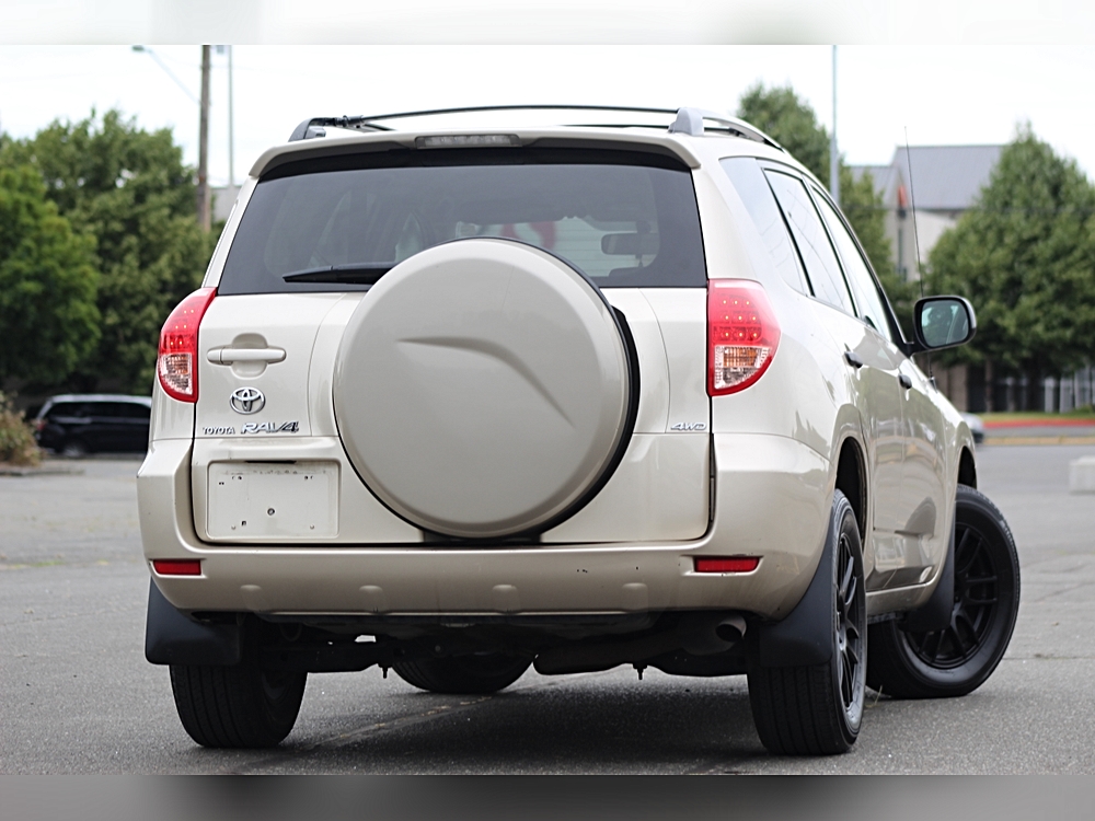 2013 Toyota RAV4 XLE - Photo 111
