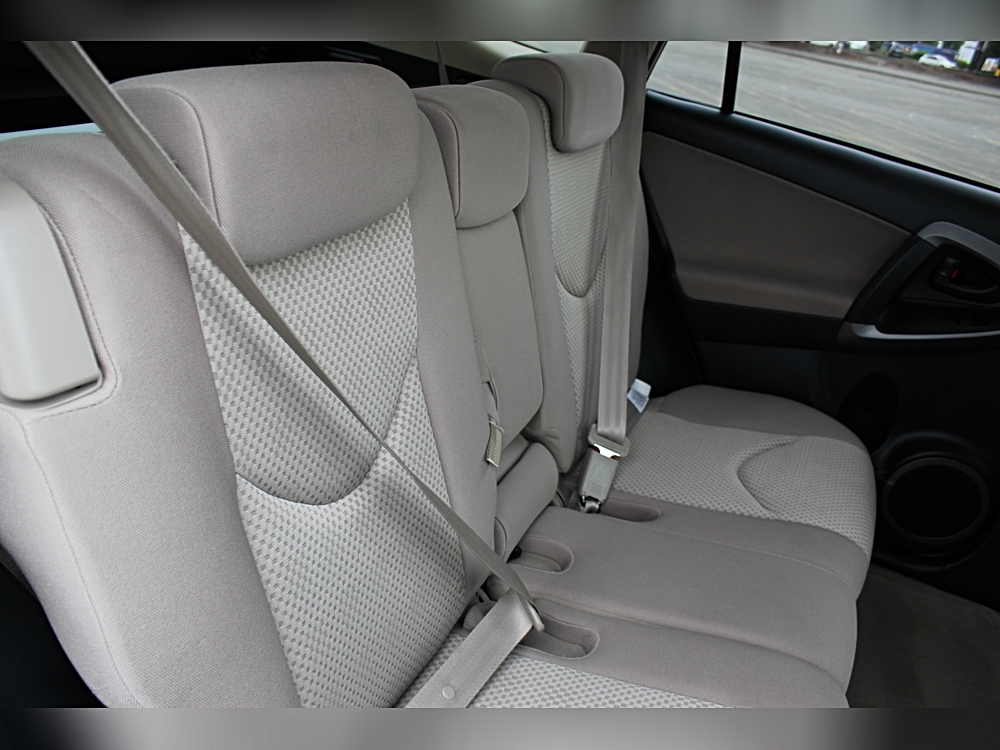 2013 Toyota RAV4 XLE - Photo 133