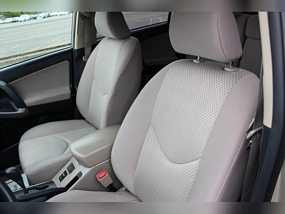 2013 Toyota RAV4 XLE - Photo 122