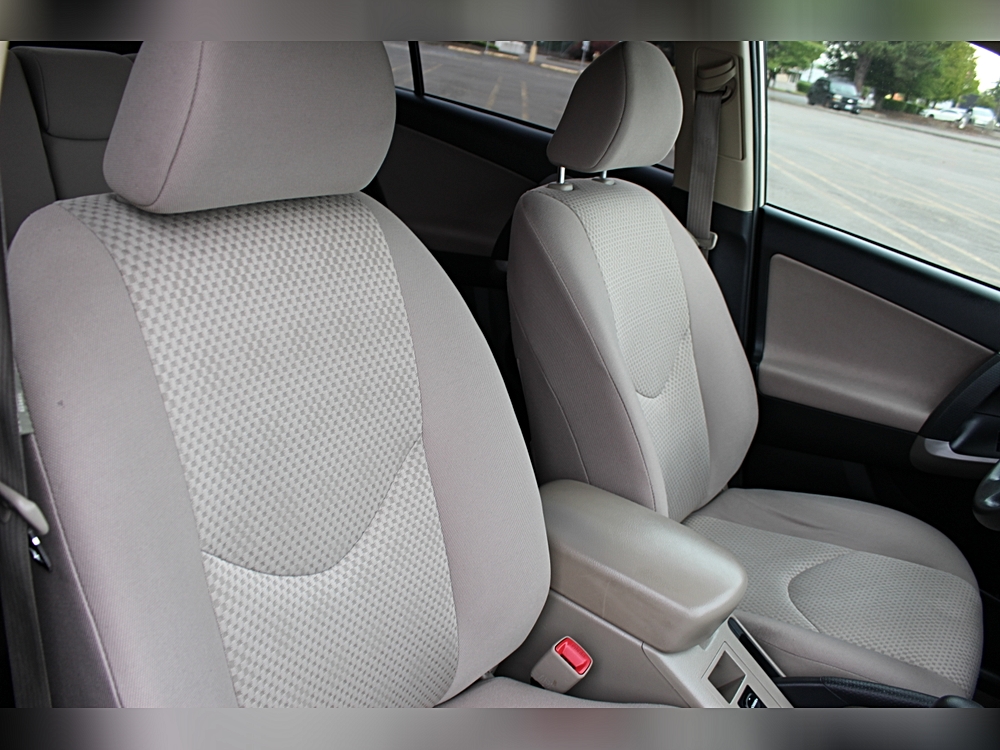 2013 Toyota RAV4 XLE - Photo 124