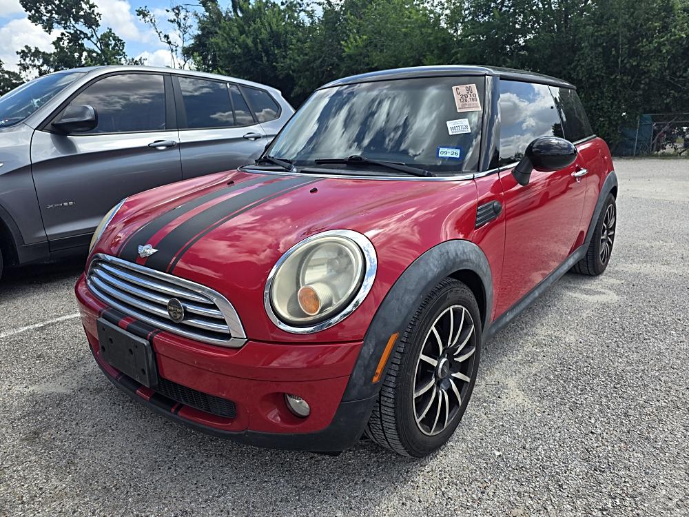 2010 MINI Cooper -'s photo