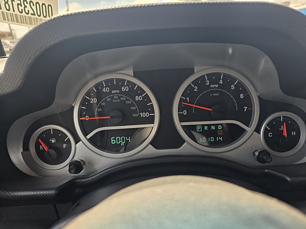 2011 Jeep Wrangler Unlimited Sport - Photo 34