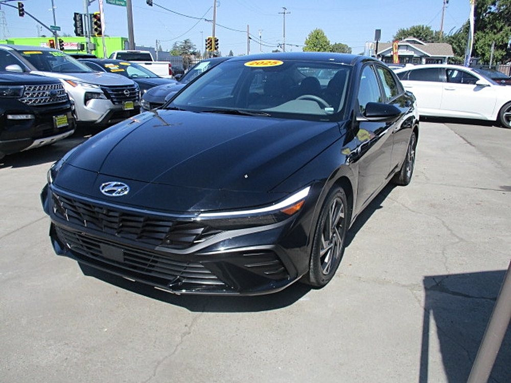 2025 Hyundai Elantra