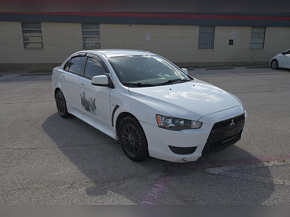 2014 Mitsubishi Lancer ES CVT's photo